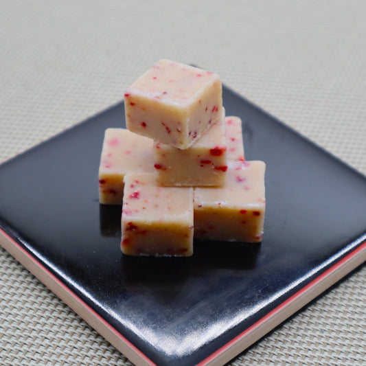 うま~な生チョコ50個入り いちごチョコレート SPECIAL!! 500円オフ