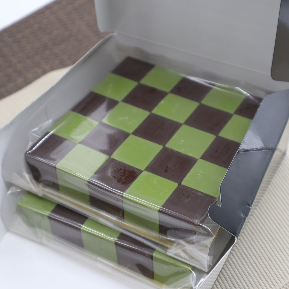 お絵描きピクセルチョコレート 全集中!市松模様セットなんと900g! 朝日新聞Digitalで紹介されました