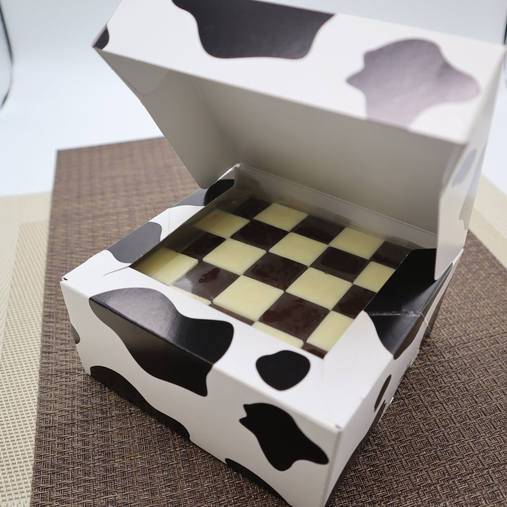 お絵描きピクセルチョコレート ブラック&ホワイトなんと900g! 朝日新聞Digitalで紹介されました