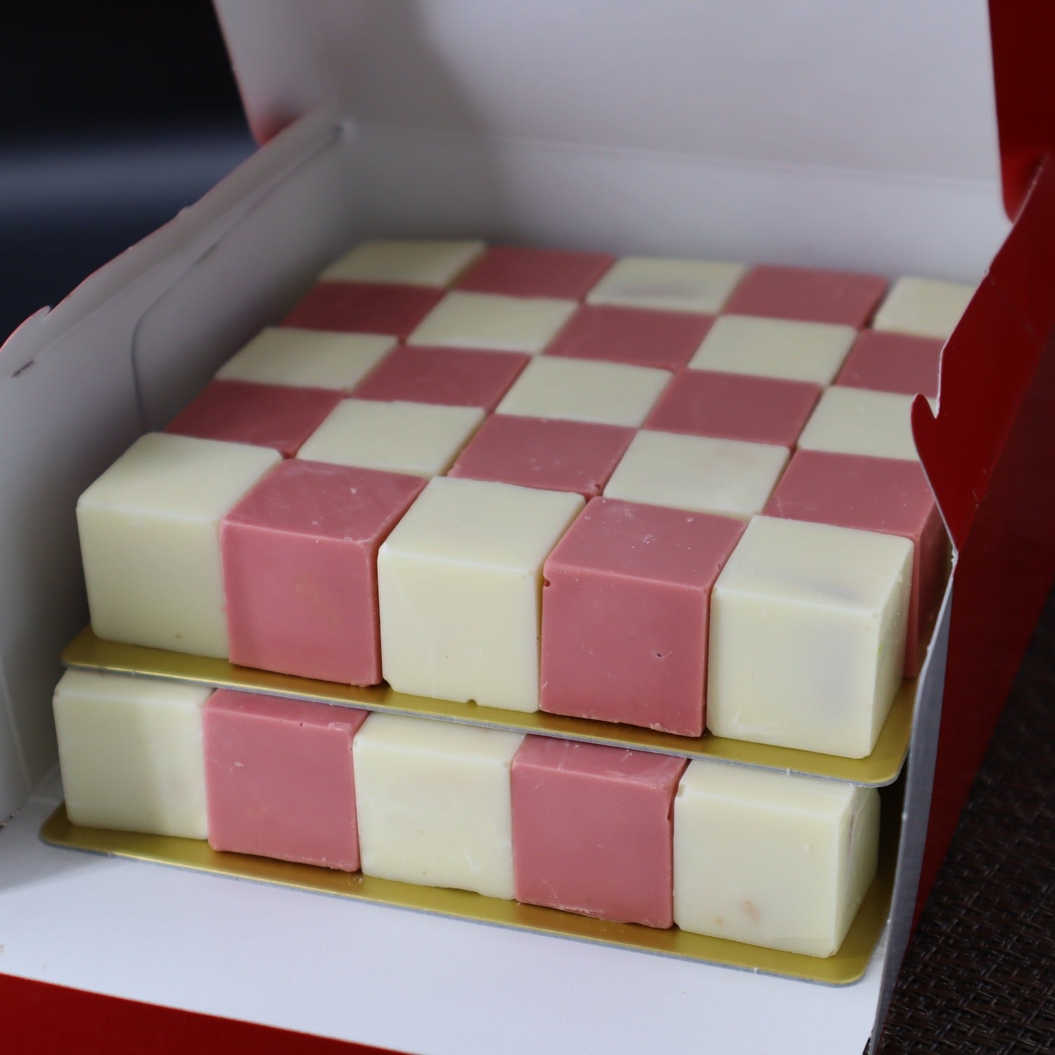 積み木なチョコラスク LOVE & HAPPYセット ズームアップ